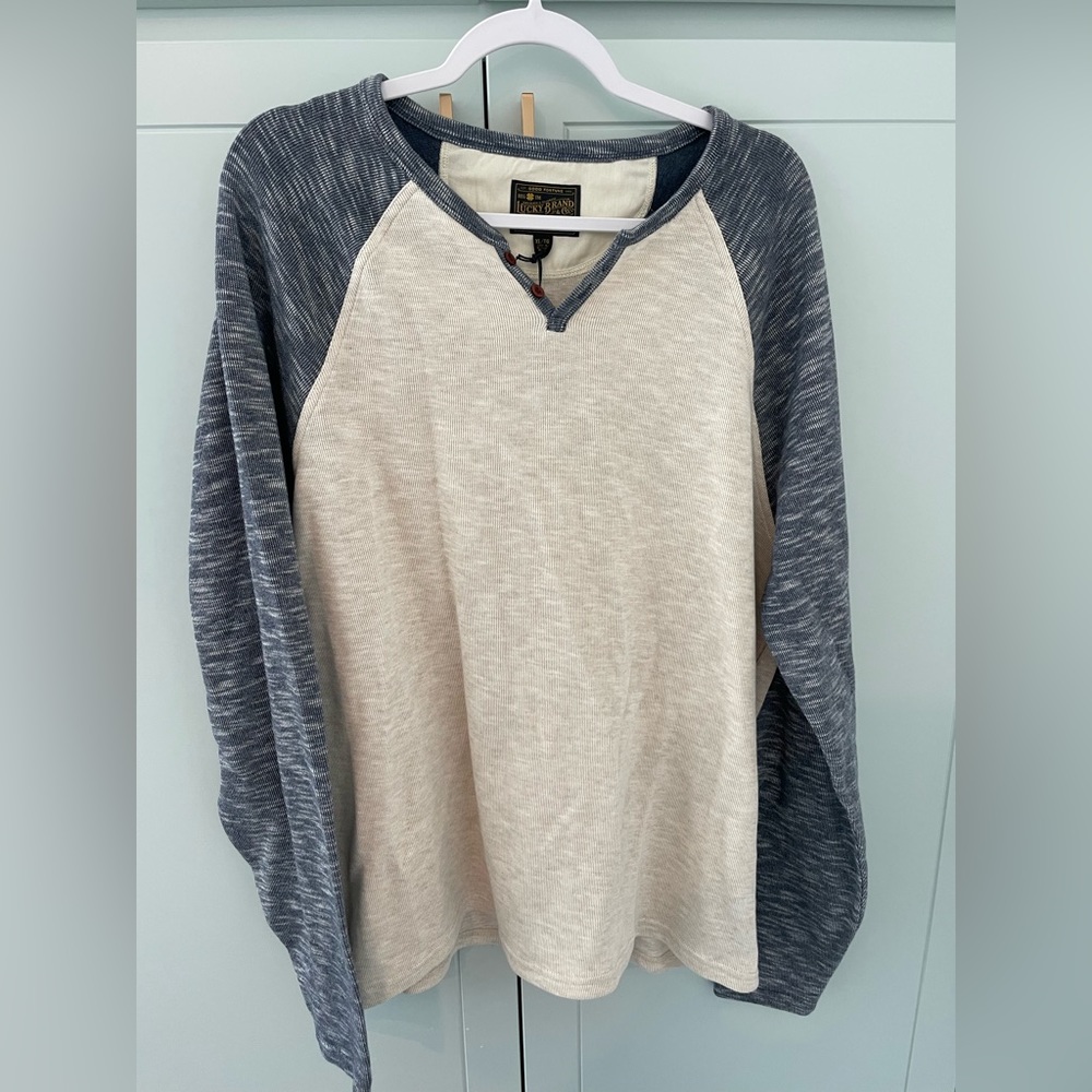 men’s LUCKY BRAND cream and blue henley